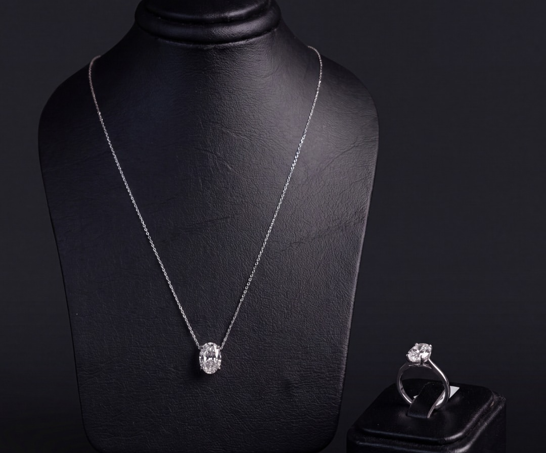 Oval Bridal Set